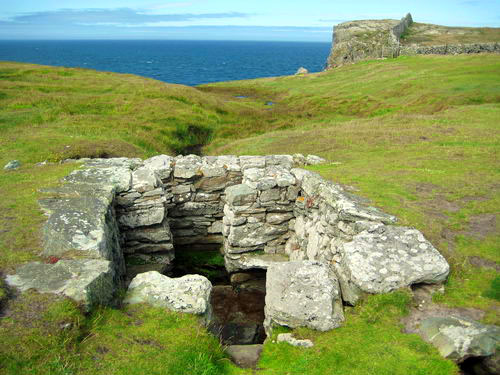 St. Gwenfaen's Well, Rhoscolyn1