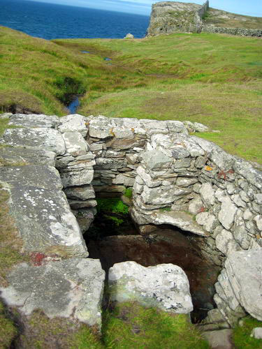 St. Gwenfaen's Well, Rhoscolyn2